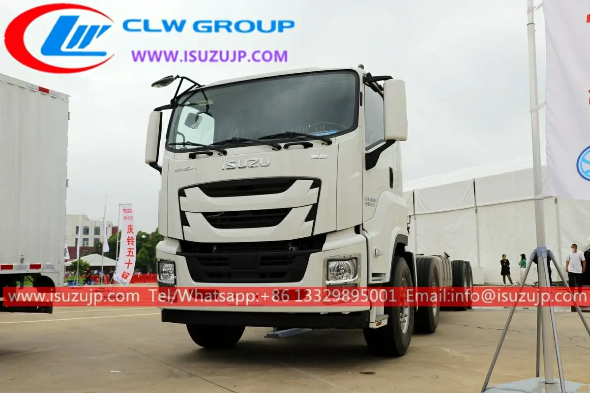12 Wheeler ISUZU GIGA 460HP 520HP Heavy Duty Truck Chassis view 3