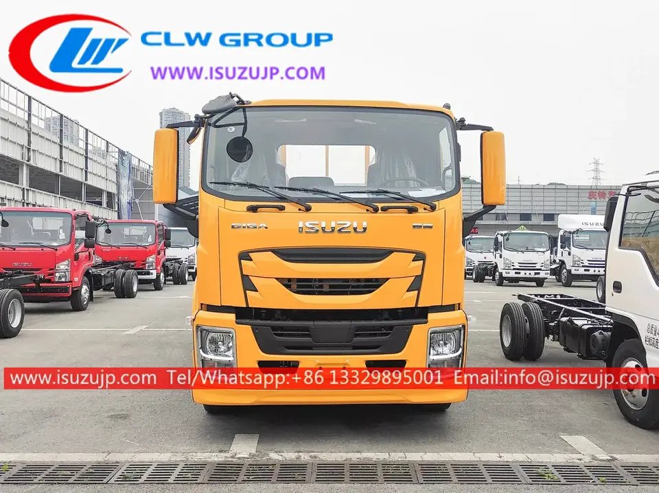 2022 Model ISUZU FTR 12 Ton Cargo Box Truck view 4