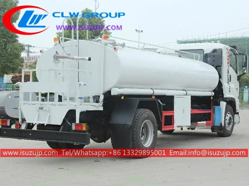2023 New FVR 240HP 12tons ServiCE Drinking Water Truck for Sale in Saudi Arabia view 4