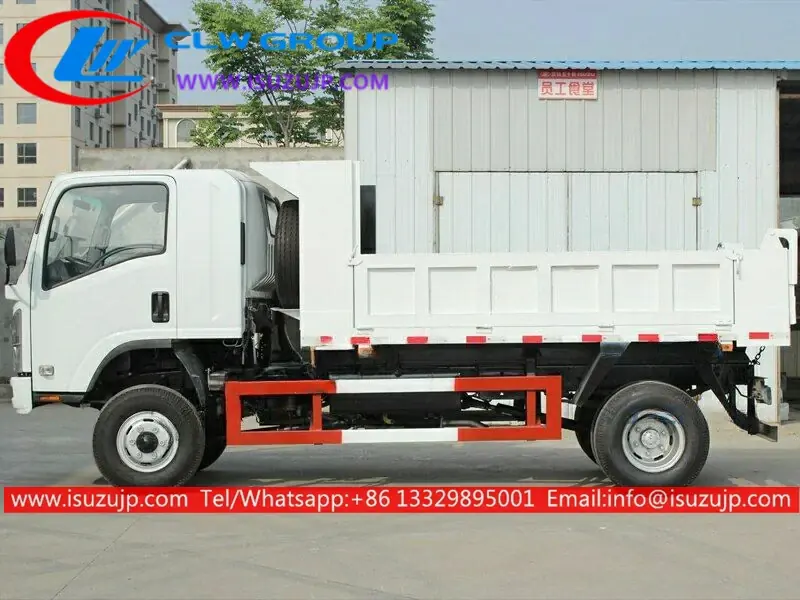 4 Wheel Drive ISUZU NQR 6 Tons Military Dump Truck with Sleeping Cabin for Sale view 2