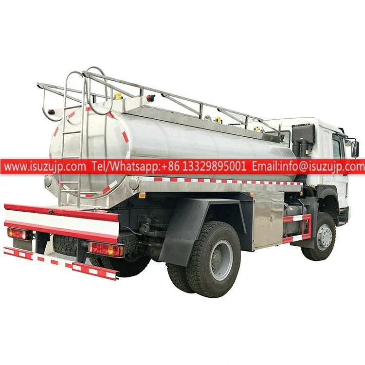 4WD ISUZU FTR FVR Stainless Steel Off Road Fuel Truck view 3