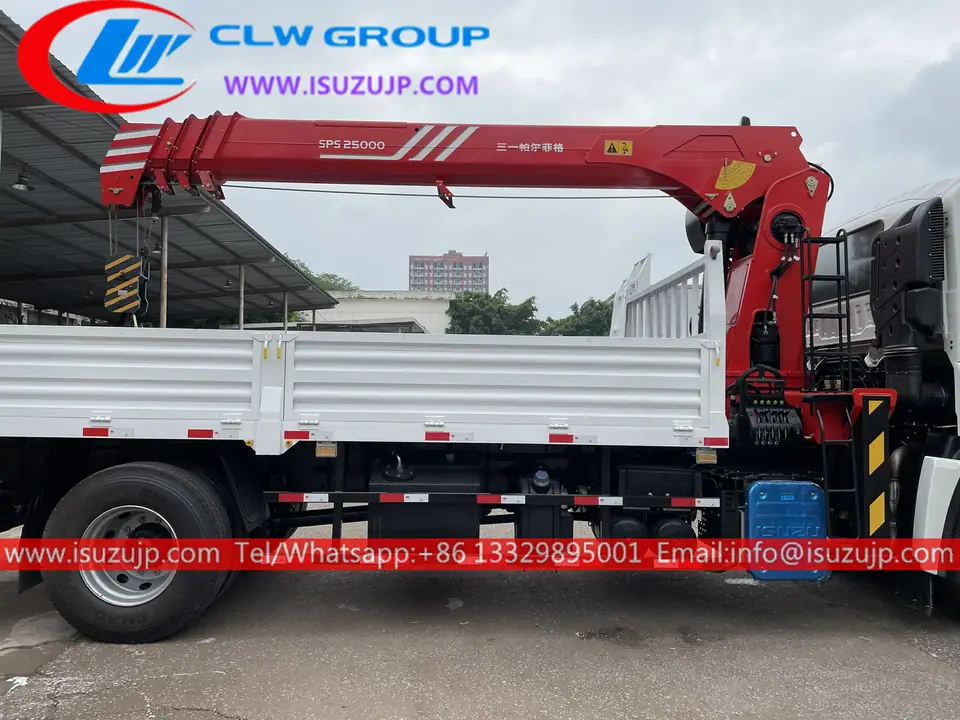 4×2 ISUZU GIGA 10 Ton Crane Truck for Sale view 3