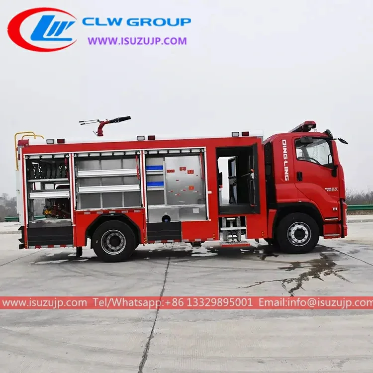 4×2 ISUZU GIGA 6 Ton Water Tender Foam Fire Truck for Sale Indonesia view 3