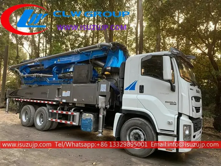 6×4 ISUZU GIGA 52meters Cement Pump Truck for Sale view 3