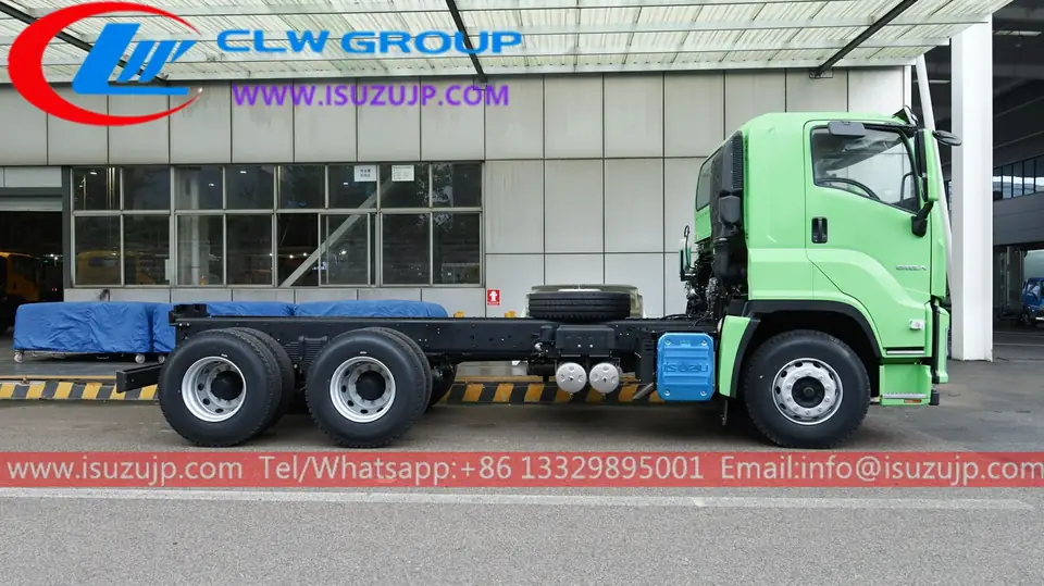 6×4 Qingling ISUZU GIGA VC61 300HP 20tons Truck Chassis view 4