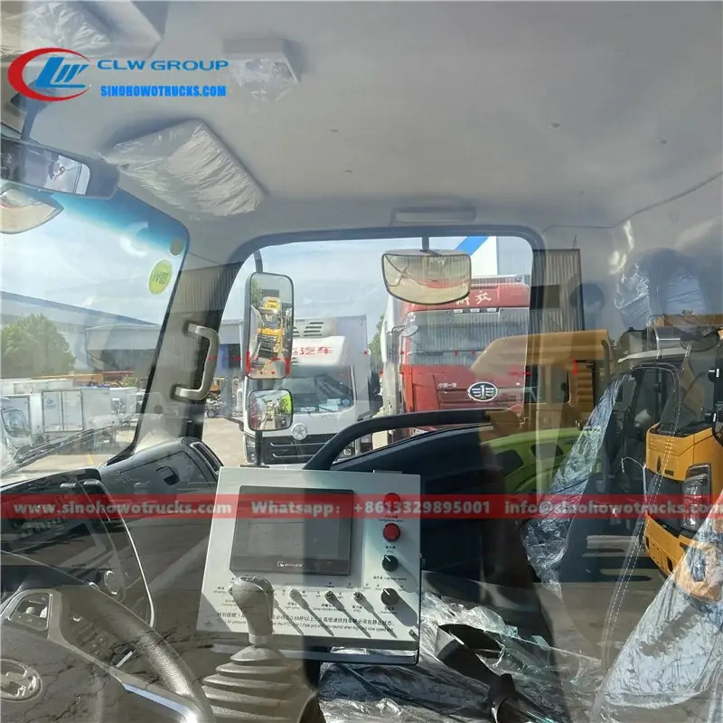 ISUZU 3000liters Asphalt Spreader Truck for Sale Philippines view 4