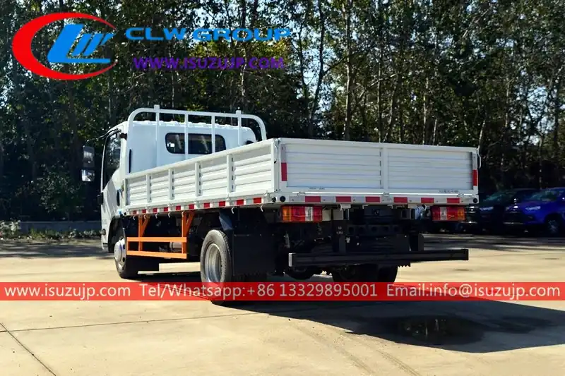 ISUZU EC5 3ton Goods Carrier Truck view 4