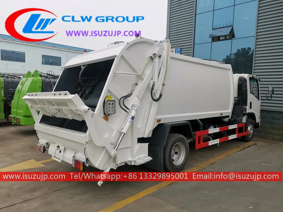 ISUZU ELF 5 Tons Waste Management Garbage Truck view 4