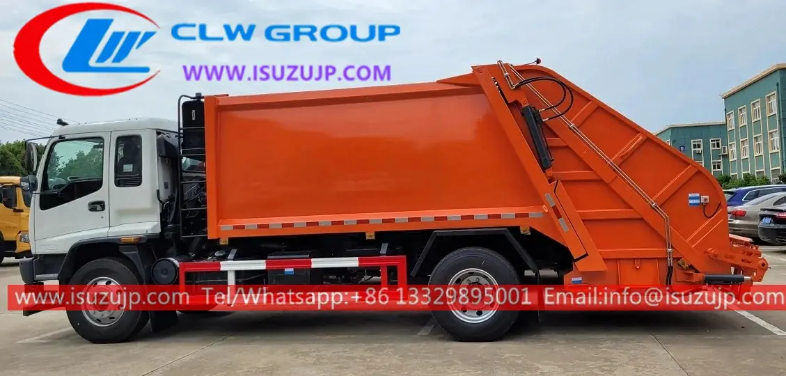 ISUZU FVR 12cbm Garbage Compression Recycling Truck view 4
