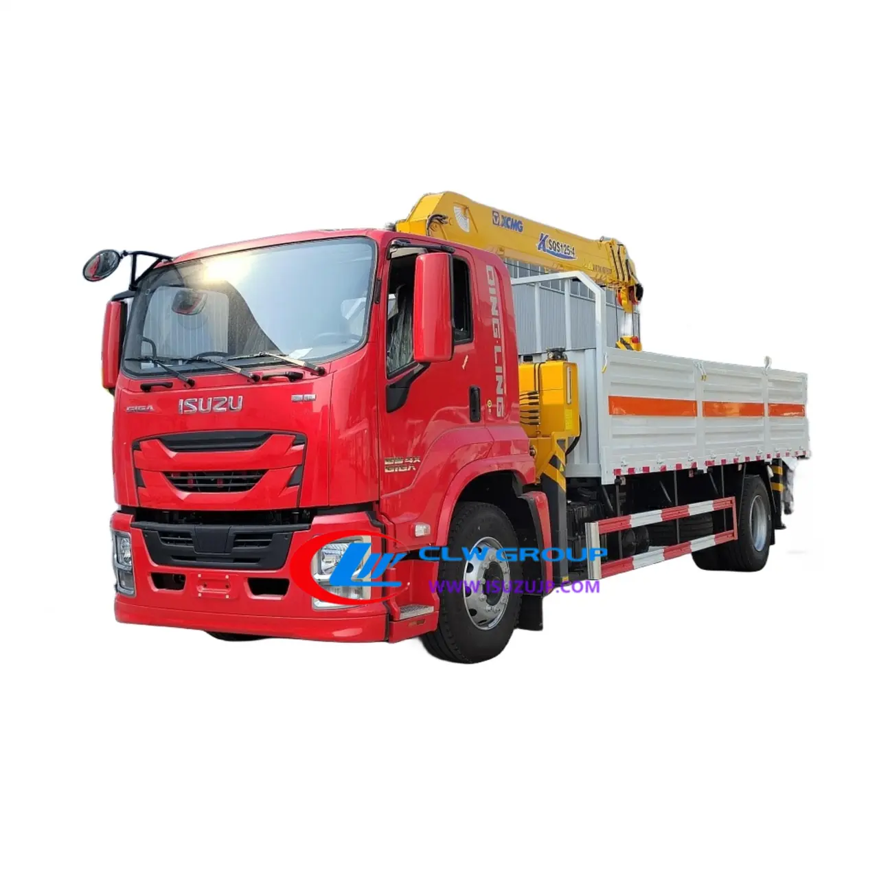 ISUZU GIGA Cargo Lorry Truck with 6 Tons XCMG Boom Crane view 5