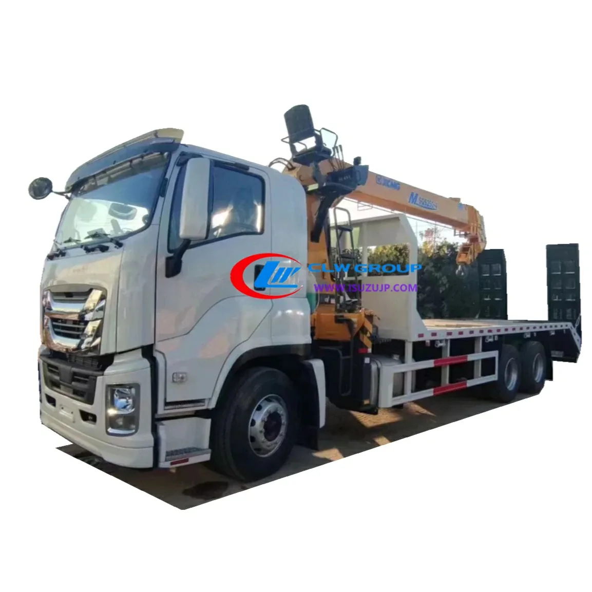 ISUZU Flatbed Truck