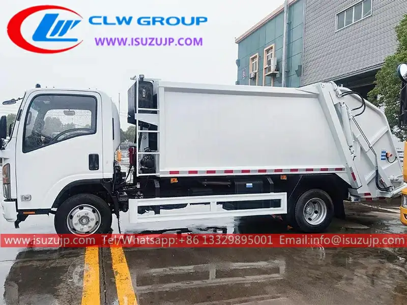 ISUZU NP Foward 190HP 8 Cubic Meters Refuse Compactor Truck for Sale view 2
