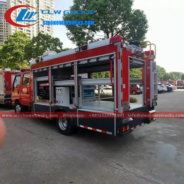 ISUZU Small Emergency Rescue Fire Vehicle with 3Tons Crane and Winch Cambodia view 4