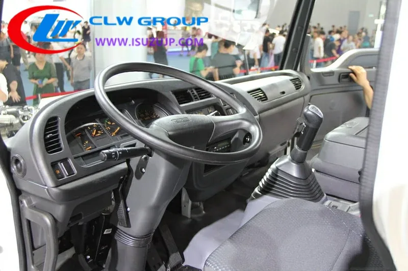 Japanese 10 Wheeler ISUZU FVZ 20T Cargo Truck view 3