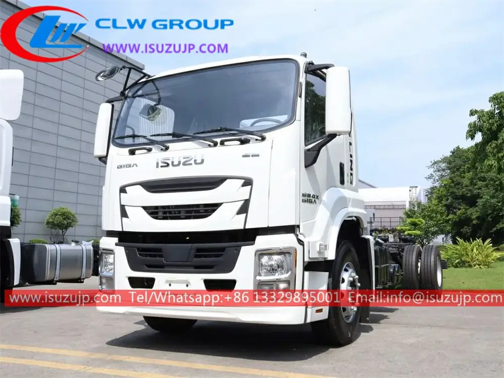 QINGLING ISUZU GIGA 205HP 4×2 10-15tons Medium Duty Truck Chassis view 3