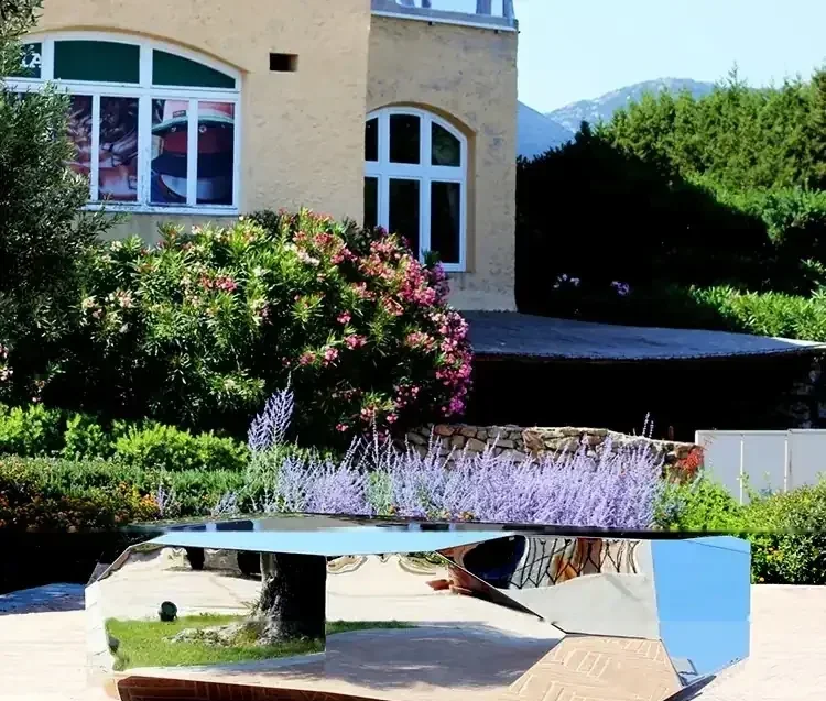 Garden Decorative Stainless Steel Stone & Cobblestone Sculpture manufactured in stainless steel