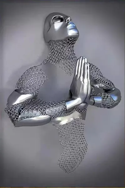Metallic figure with chainmail texture in a seated pose