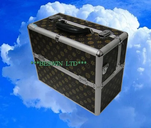 Beauty case view 2