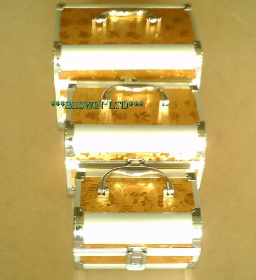 Beauty case set model 69448 by Beswin