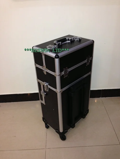 Beauty cases with trolley view 2