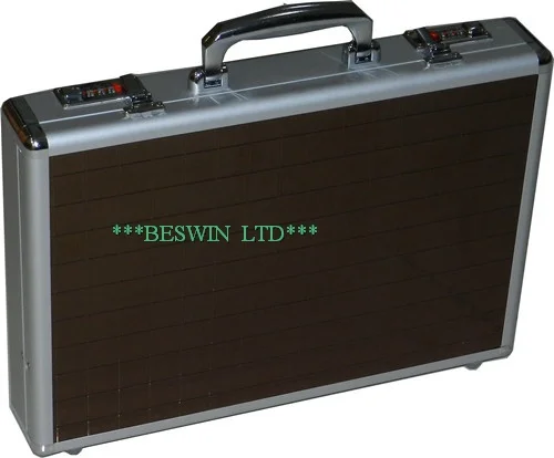 Briefcase model 69236 by Beswin