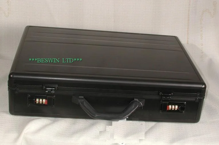 Briefcase model 69210 by Beswin