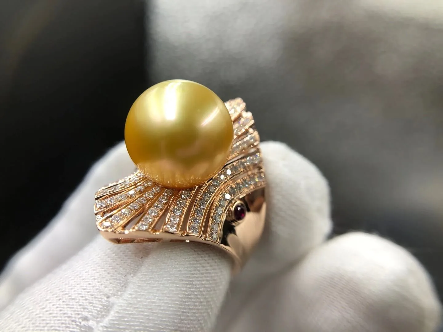 South Sea Golden Pearl And Diamond Ring made by BH Jewelry in Shenzhen