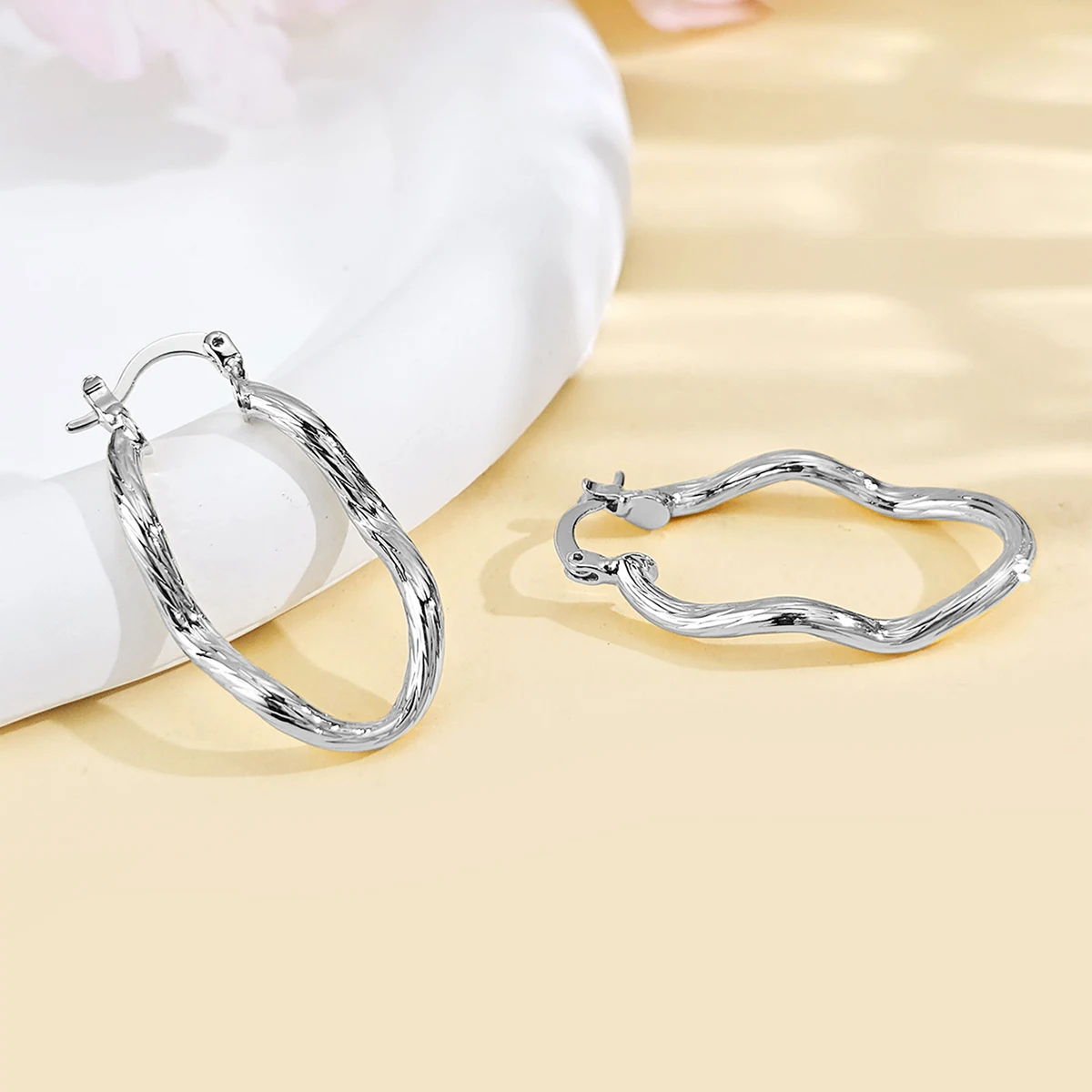 Express Fashion Earrings European and American Export Special Personalized Senior Trend made by BlueOne Jewelry