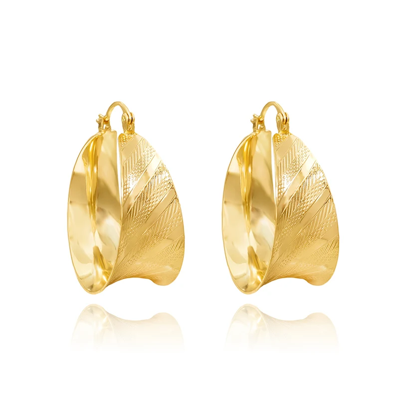 Brushed C-shaped Large Circle Earrings Premium Style Light Feeling Earrings Geometric made by BlueOne Jewelry