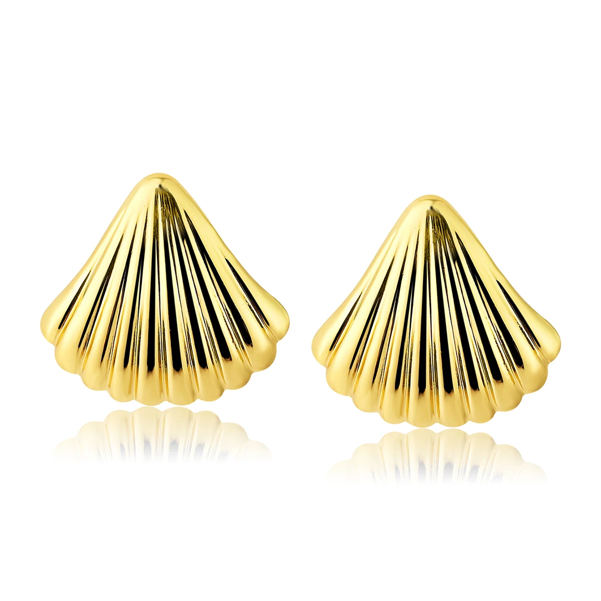 Models Seaside Resort Wind Fan-shaped Earrings Fall and Winter Senior Fashion made by BlueOne Jewelry