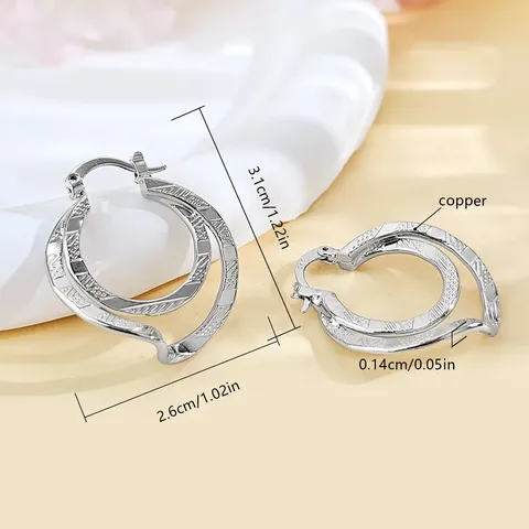 Europe and the United States Atmospheric Simple Advanced Sense Copper Material Earrings - view 3