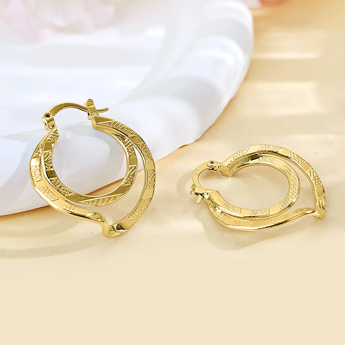 Brass Europe and the United States Atmospheric Simple Advanced Sense Copper Material Earrings made by BlueOne Jewelry