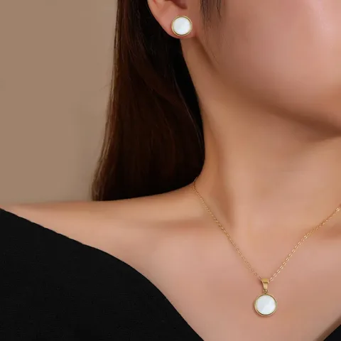 Europe and the United States Ins Mirror Shell Round Pendant Titanium Jewelry Set - view 2