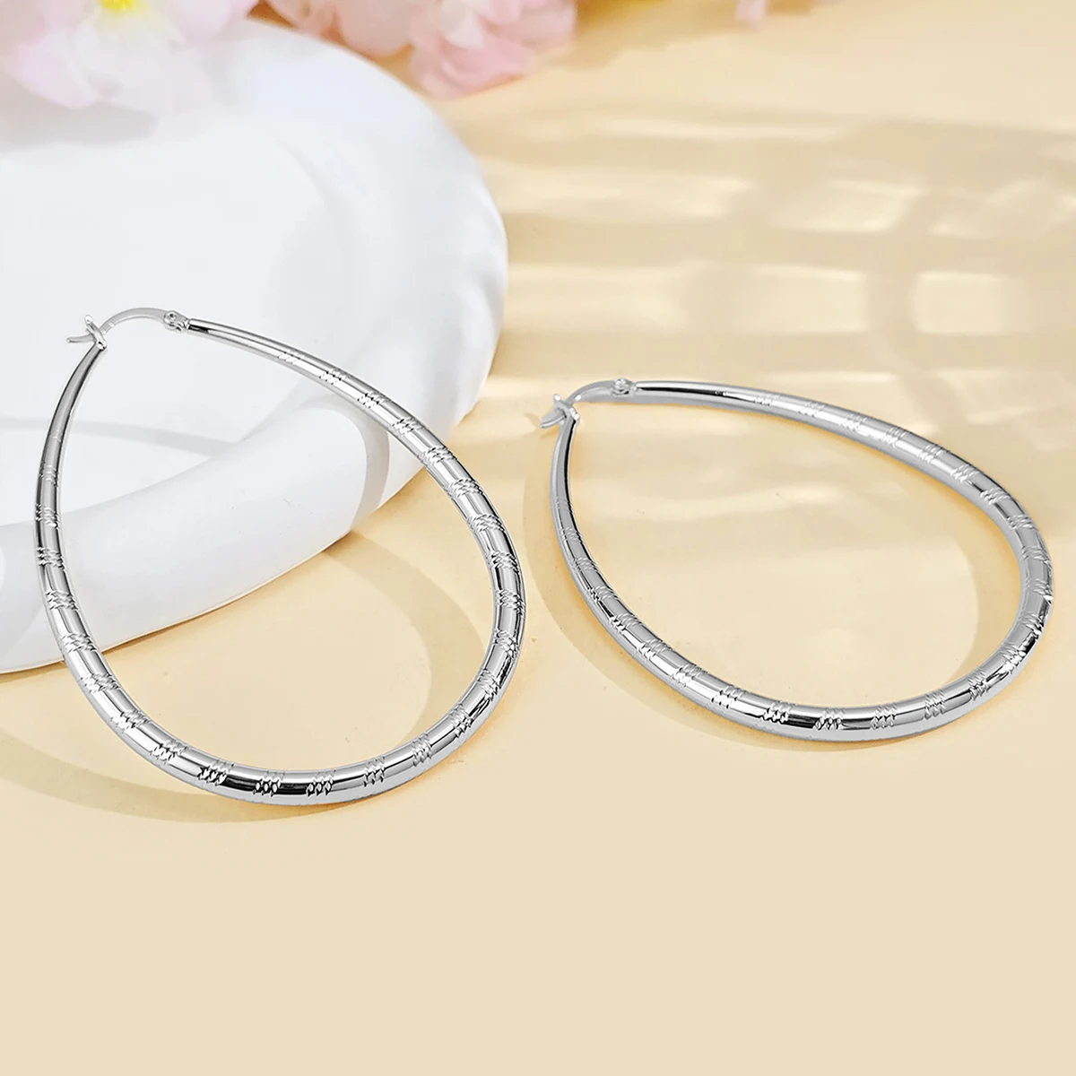 Europe and the United States Earrings Female Water Drop Geometric Ring made by BlueOne Jewelry