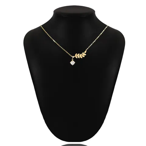 Europe and the United States Jewelry Fashion Gold Lucky Leaves Necklace - view 2