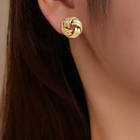 Europe and the United States Fashion Simple Geometric Irregular Jewelry Niche Stud Earrings - Style 3526 - view 2