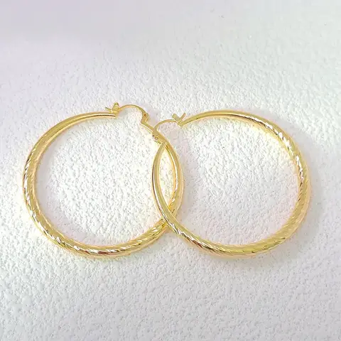 Europe and the United States Large Circle Earrings Fashion Personality Trend - view 3