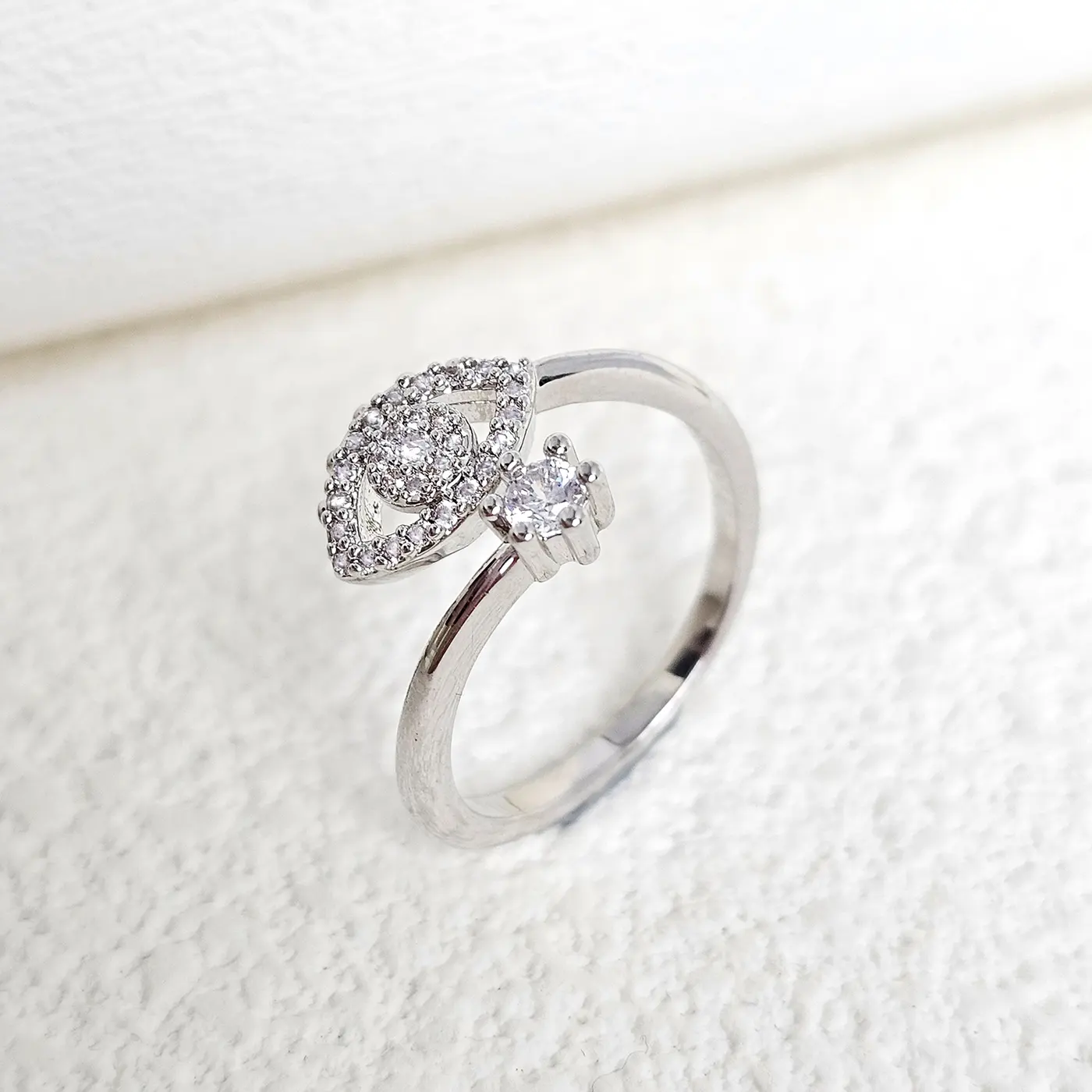Europe and the United States Devil’s Eye Copper Micro-set Zirconia Ring made by BlueOne Jewelry