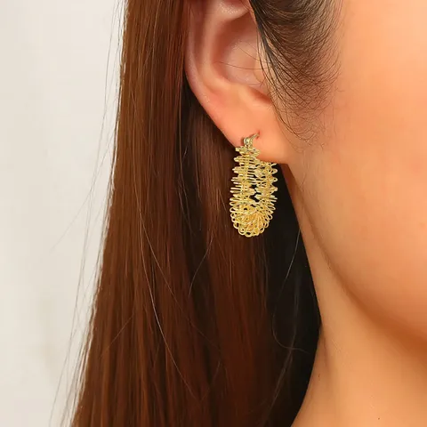 Europe and the United States Niche Design Twisted Irregular Earrings Female - view 2