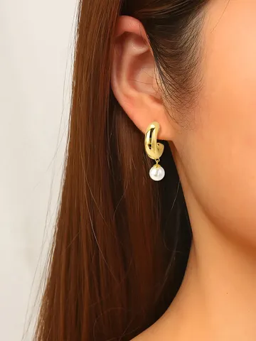 European & American Instagram-inspired Fashion Niche Luxury Pearl Earrings Stainless Steel - view 2