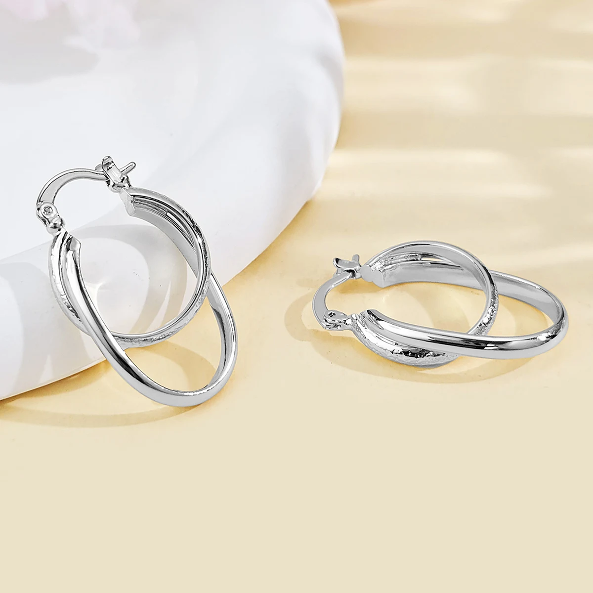 Fashion Earrings European and American Export Special Personalized High-level Trend Earrings made by BlueOne Jewelry