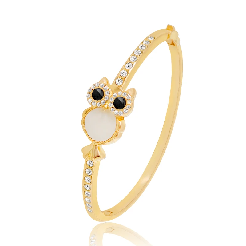 Fashion Stainless Steel Diamond Jewelry Europe and the United States Retro Charm Bracelet made by BlueOne Jewelry