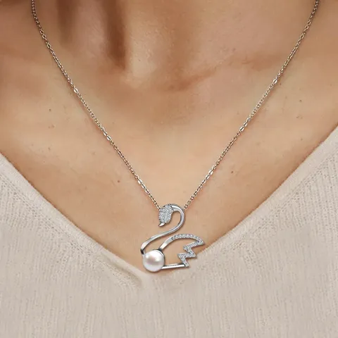 Fashion Swan Necklace Natural Pearl Pendant Shell Beads Necklace Positive Round Collarbone Chain - view 2