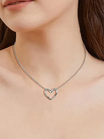 Hollowed Out Heart Necklace Female Ins Light Luxury Niche High-level Heart-shaped Collarbone Chain - view 2