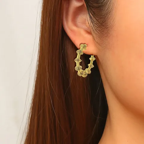 Ins Titanium Steel Hoop Earrings Retro French Court Style Earrings 2023 - view 2