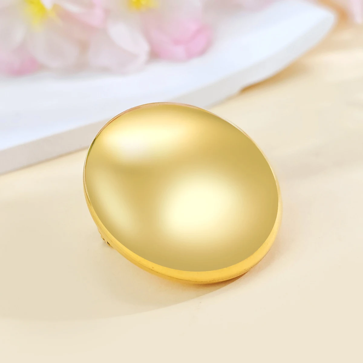 Brooches manufactured by BlueOne Jewelry in Guangzhou
