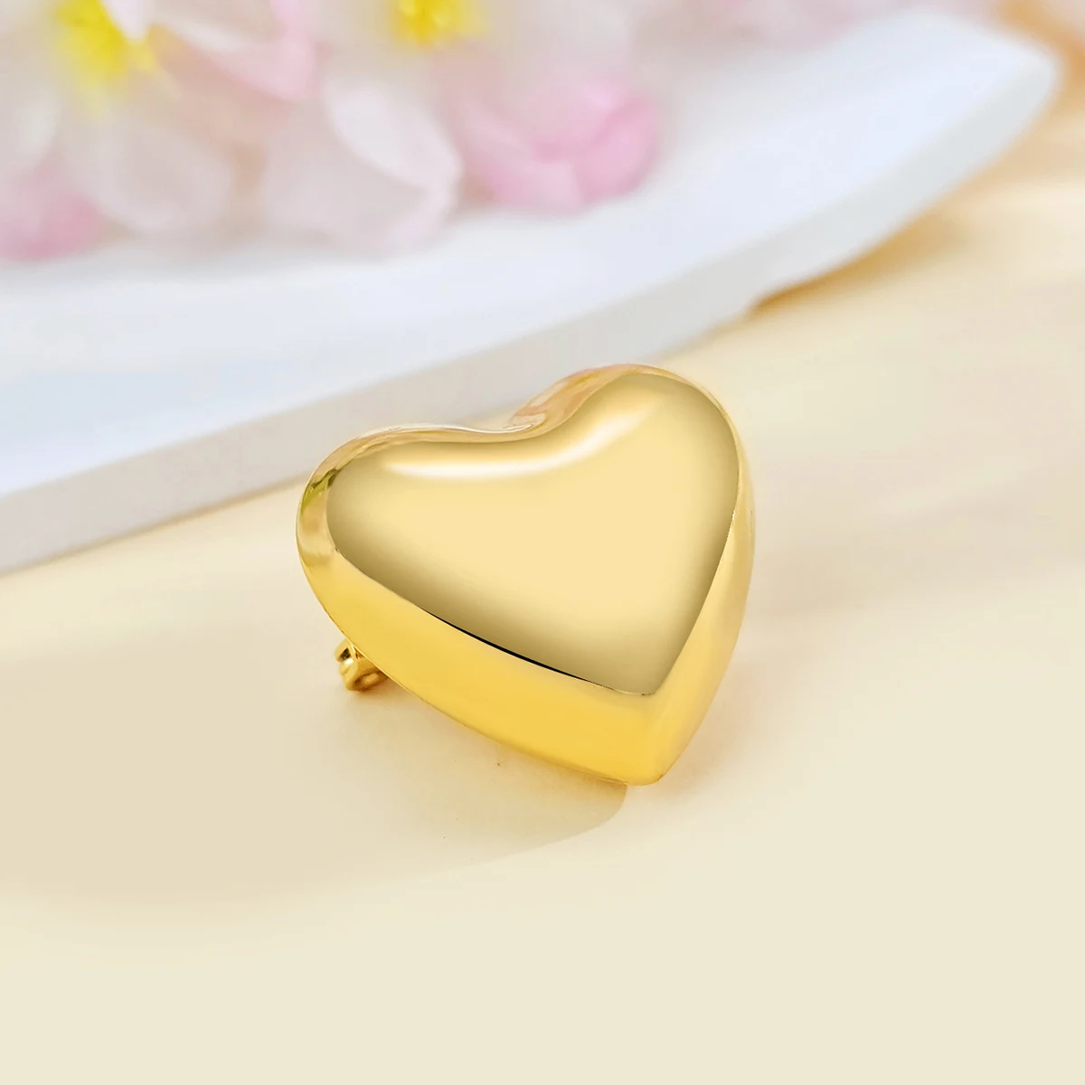 Niche Luxury Stainless Steel Heart Brooch Export-grade Metal Polished Hollow Heart made by BlueOne Jewelry