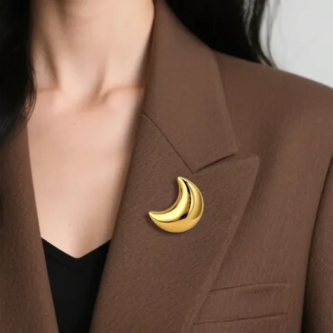 Niche Luxury Stainless Steel Moon Brooch Export-grade Metal High-gloss Hollowed-out Heart - view 2