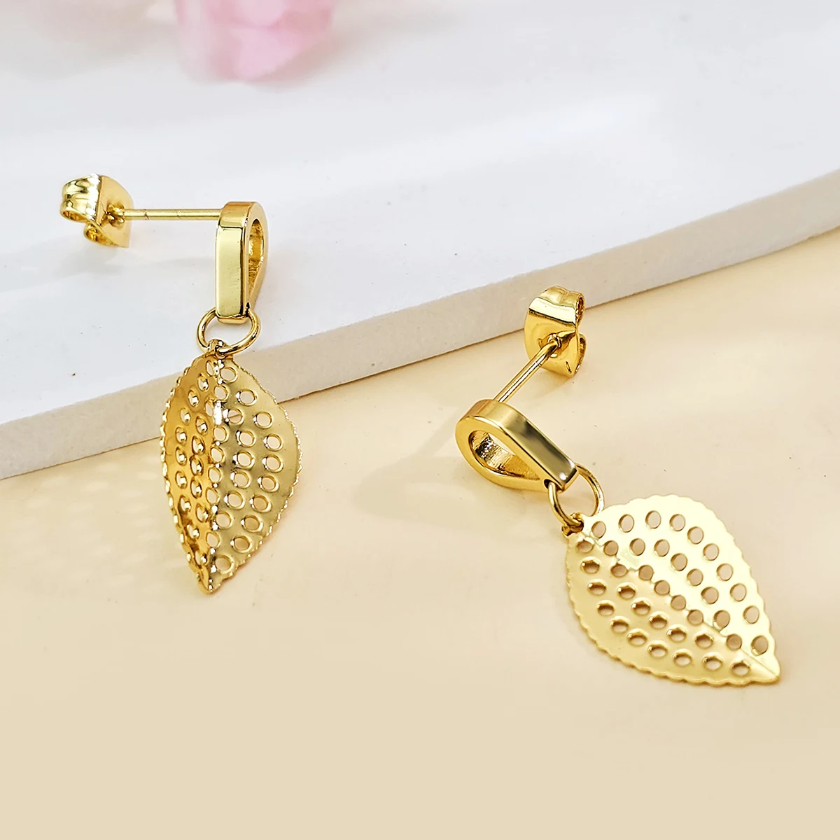 Retro Style Jewelry Earrings Diverse Geometric Leaf-shaped Earrings Fashion Jewelry made by BlueOne Jewelry