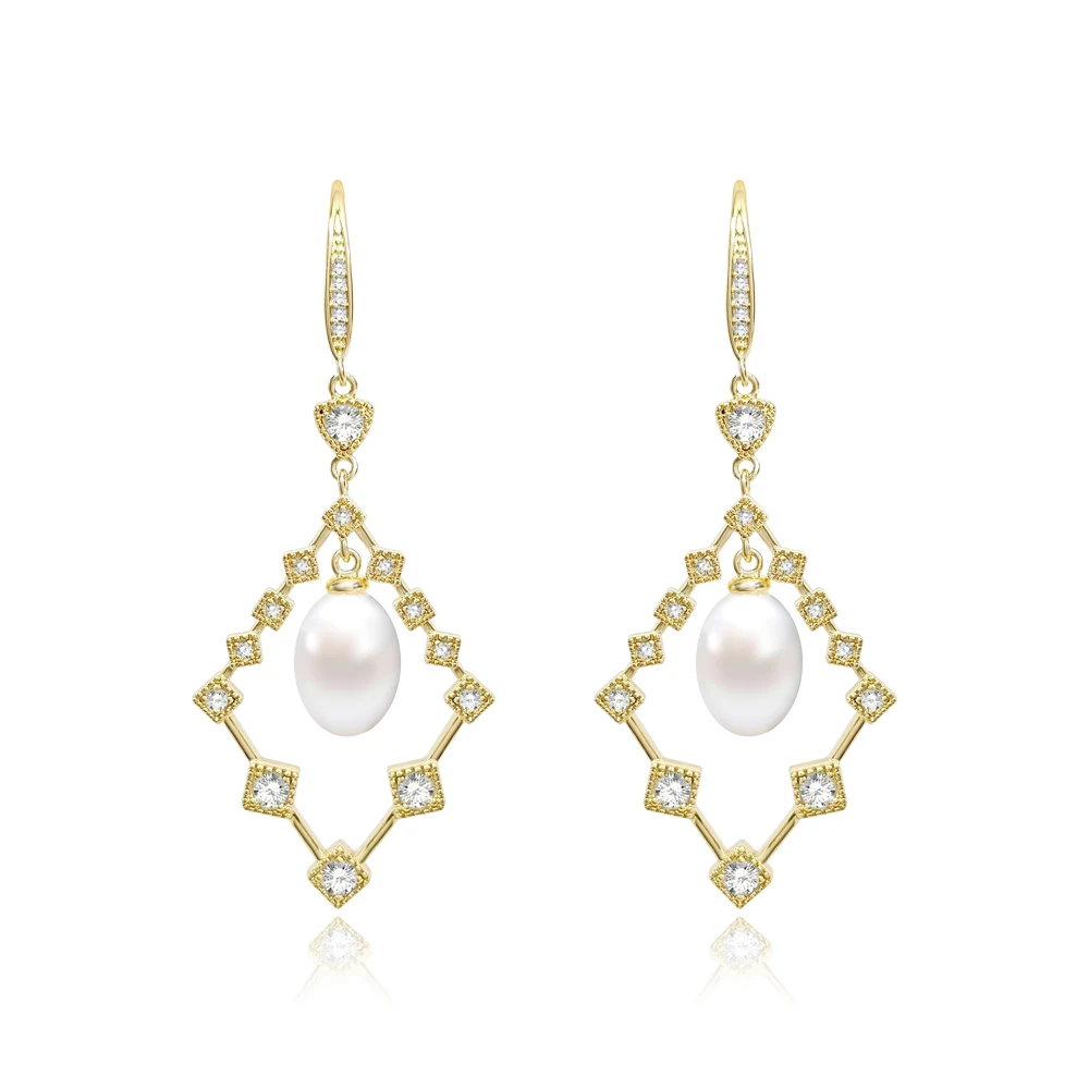 The Pearl Hollow Inlaid Diamond Temperament Ear Hook Models Senior French Earrings made by BlueOne Jewelry